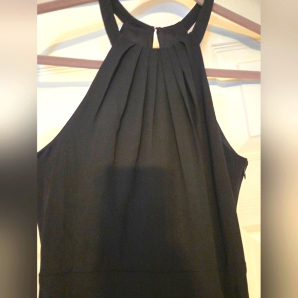 Little Black Dress (Express) Like New! - Picture 6 of 9